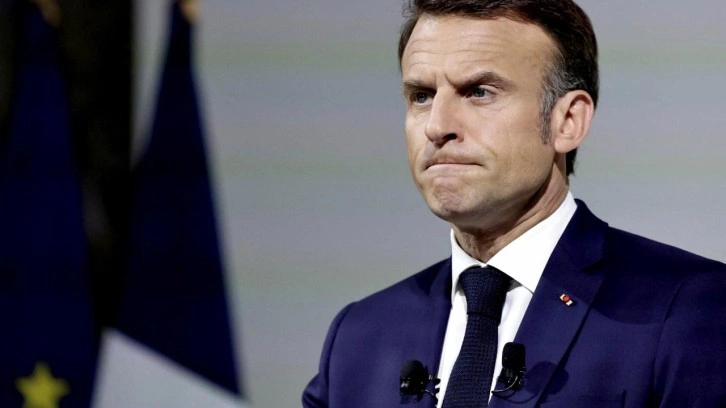 Fransa'da kriz! Macron'a büyük şok: Görevinden azledilebilir
