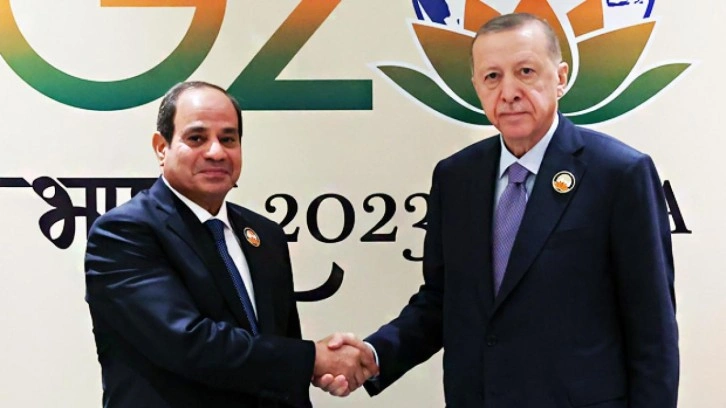 G20'de ikinci g&uuml;n: Cumhurbaşkanı Erdoğan'dan &ouml;nemli g&ouml;r&uuml;şmeler