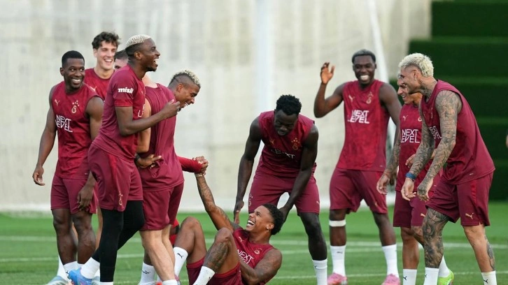 Galatasaray'da ayrılıkların sonu gelmiyor: Rusya'ya gitti, imzayı atacak