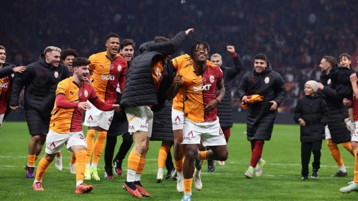 Galatasaray'ın eski yıldızı kara kara düşünüyor: 1,5 aydır takım bulamadı