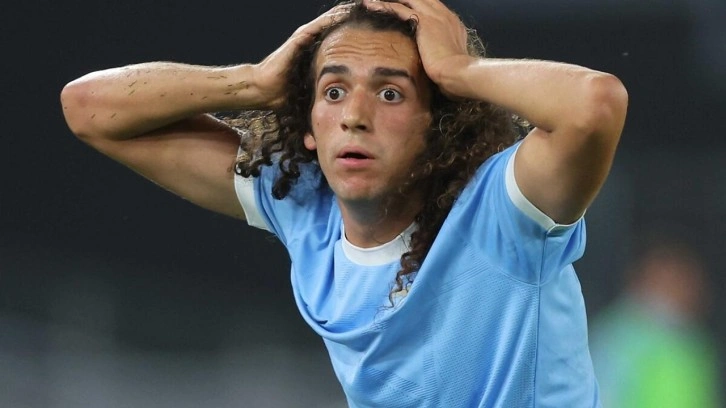 Galatasaray taraftarlarının ıslıkladığı oyuncu Aslan oluyor!