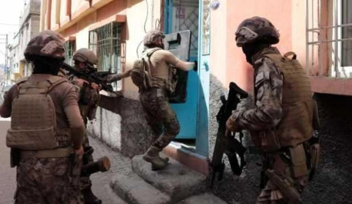 Gaziantep'te uyuşturucu operasyonu: 9 g&ouml;zaltı