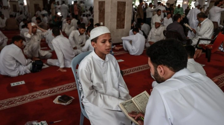 Gazze'de 1471 Hafız, Vakıflar ve Diyanet İşleri Bakanlığı ile Ortaklaşa D&uuml;zenlenen Programa Katıldı