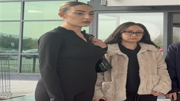 G&uuml;ll&uuml;&rsquo;n&uuml;n kızının arkadaşı Sultan Nur Ulu&rsquo;nun ifadesi ortaya &ccedil;ıktı: D&uuml;ş&uuml;ş anını g&ouml;rd&uuml;m