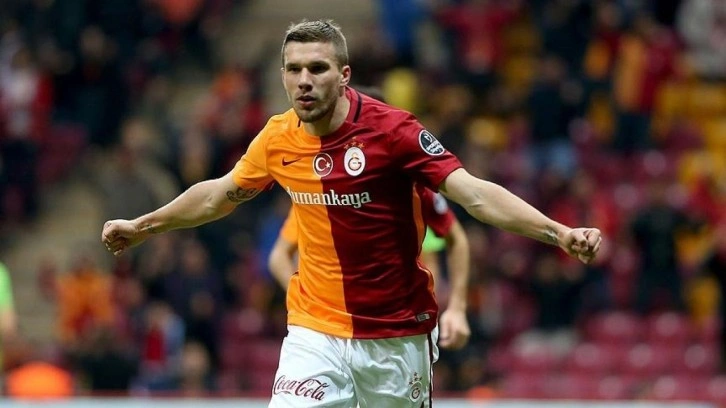 Haberler sonrası Podolski'den Sane ve Galatasaray paylaşımı