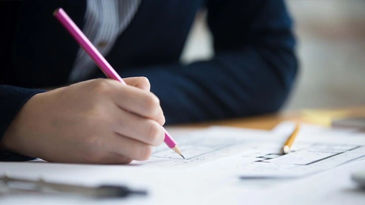 Hafta sonu 3 sınav d&uuml;zenlenecek