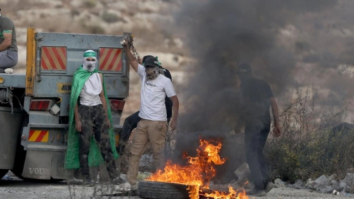 Hamas: "İsrailli esirlerin sayısı Netanyahu'nun d&uuml;ş&uuml;nd&uuml;ğ&uuml;nden kat kat daha fazla"