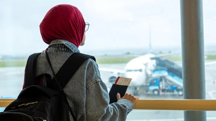 Hayaller vize duvarına çarpıyor: 50 bin öğrenci mağdur! Gri pasaport talebi var