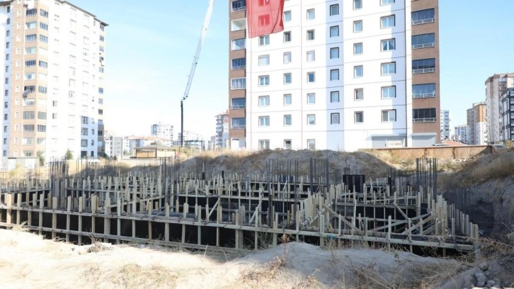 Hayırsever belediye işbirliği! Mustafa Ulubaş İlkokulu'nun temeli atıldı