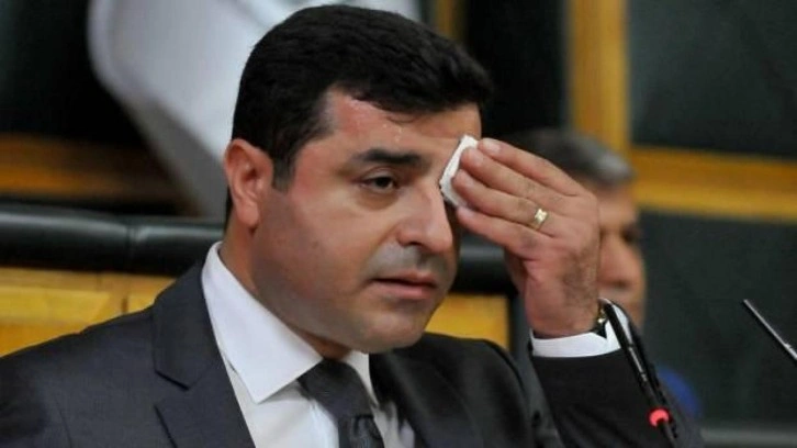 HDP, Demirtaş'ın &Ouml;calan a&ccedil;ıklamasını paylaştı, sonra apar topar sildi