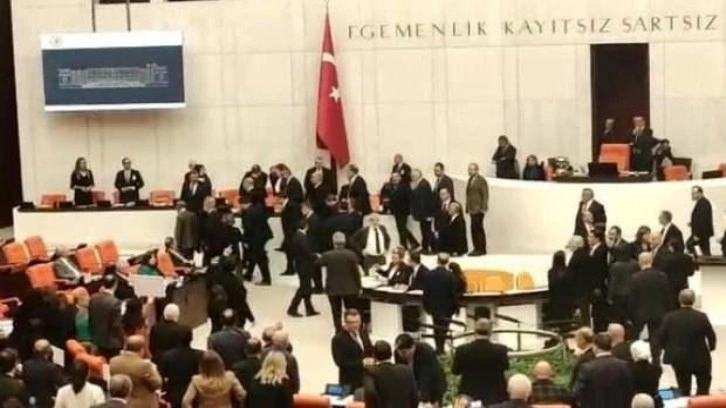 HDP'li vekil gizli bilgileri a&ccedil;ıkladı: Mustafa Destici'den sert tepki!