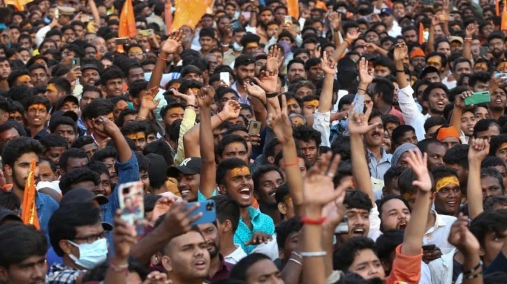 Hindistan'da M&uuml;sl&uuml;manlara karşı 255 miting d&uuml;zenlendi