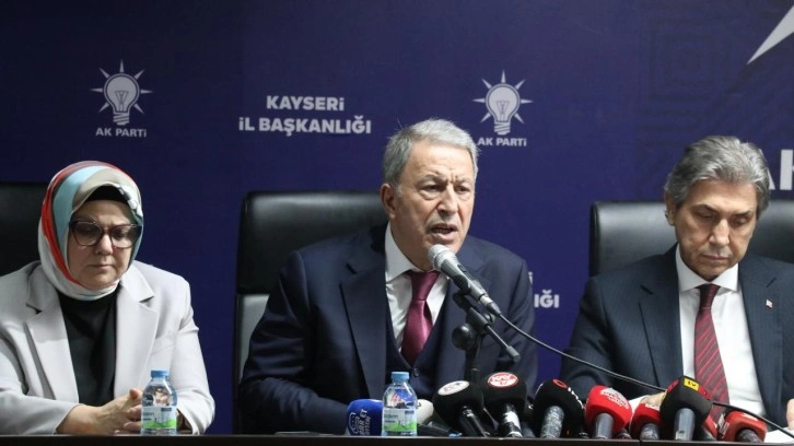 Hulusi Akar'dan PKK'nın feshiyle ilgili açıklama