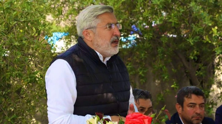 H&uuml;seyin Yayman: Depremde g&ouml;&ccedil;enleri Hatay&rsquo;a davet ediyorum