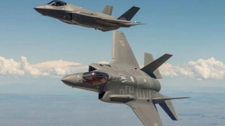 İki F-35 savaş uçağı acil iniş yaptı! Pist kapatıldı