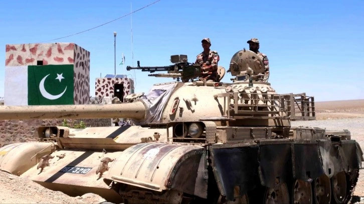 İki ülke savaşın eşiğinde! Pakistan'dan son dakika açıklaması! Şerif'ten, Taliban'a m