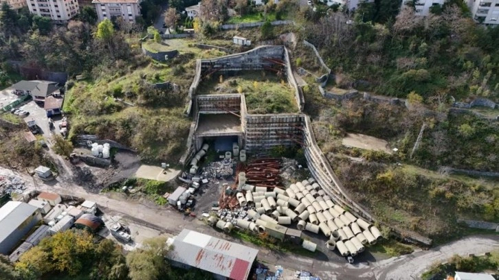 İmamoğlu yapımını durdurmuştu! İstanbullu 10 dakika yerine 1,5 saat trafik çekiyor...