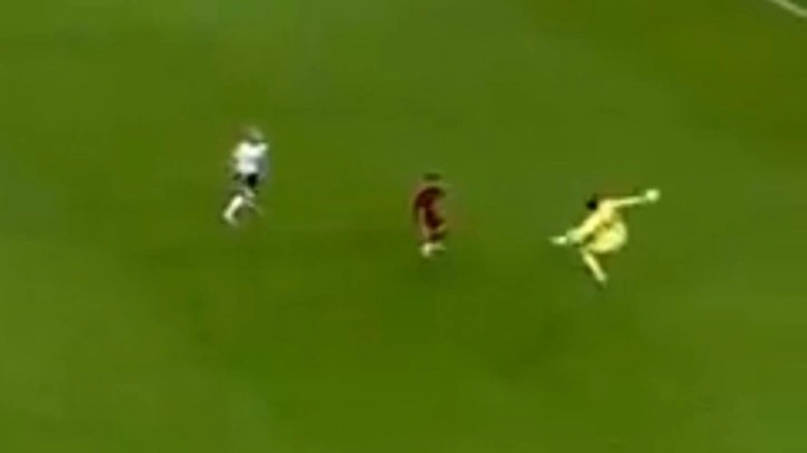 İnanılmaz hata! Fenerbahçe'nin yediği gol sosyal medyada gündem oldu
