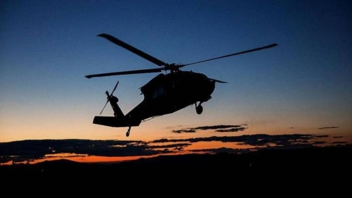 İngiltere'de feci kaza... Helikopter tarlaya çakıldı!