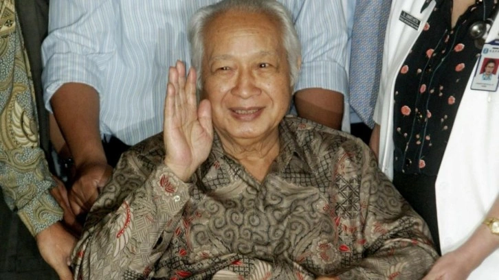 İnsan hakları ihlalleriyle suçlanıyordu! Endonezya'da "Milli Kahraman" ilan edildi!