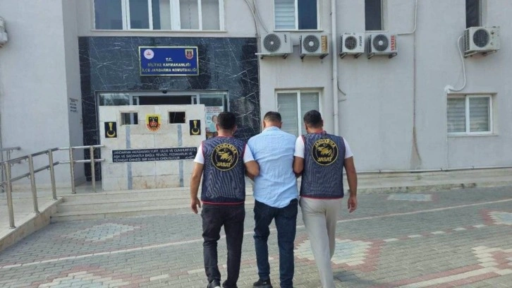 İnterpol tarafından kırmızı bülten ile aranıyordu! Mersin'de yakalandı