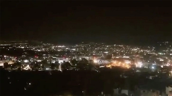İsrail g&uuml;&ccedil;leri, Cenin M&uuml;lteci Kampı'na d&uuml;zenlediği baskında 3 Filistinliyi &ouml;ld&uuml;rd&uuml;