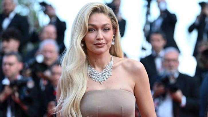 İsrail H&uuml;k&uuml;meti'nden Gigi Hadid'e yanıt!