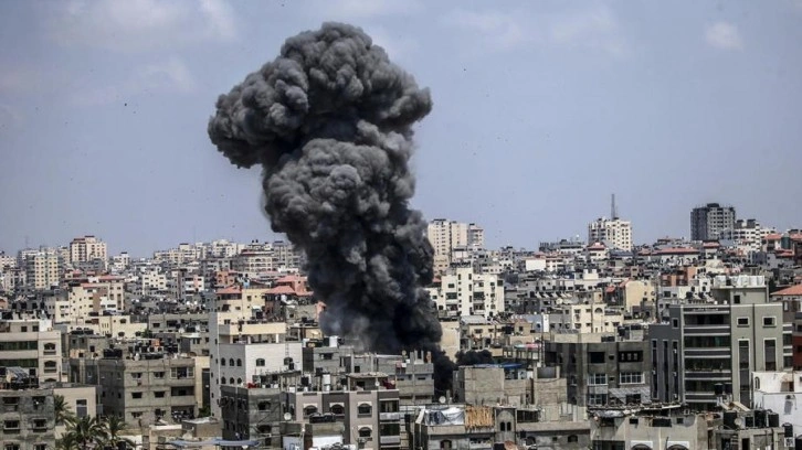 İsrail'in Gazze'ye hava saldırısında BM binası zarar g&ouml;rd&uuml;