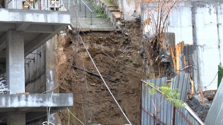 İstanbul’da yağış bilançosu: Şişli’de yol çöktü, Beşiktaş'ta merdiven çöktü