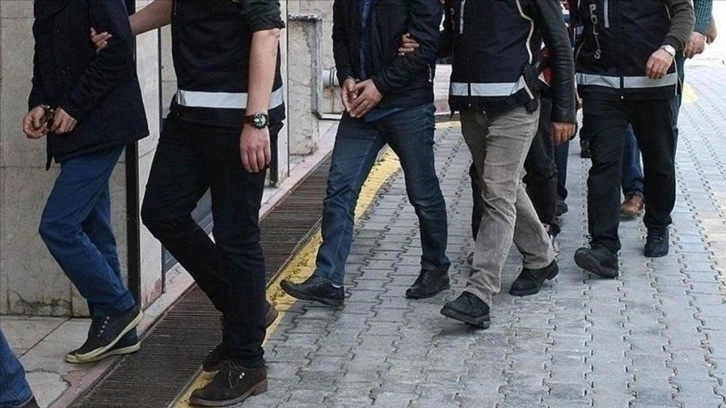 İstanbul merkezli 6 ilde FETÖ operasyonu! 54 kişi yakalandı