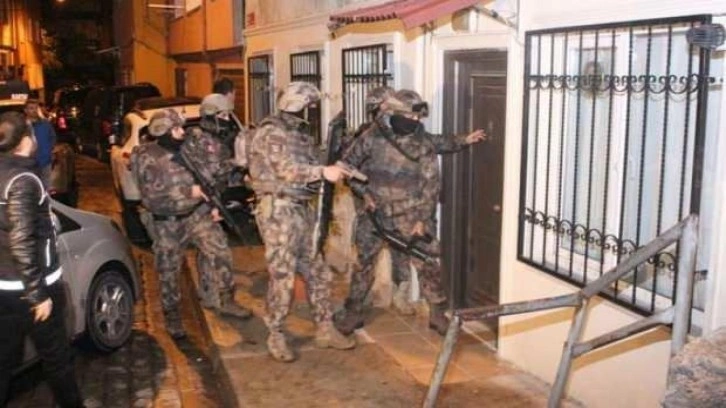 İstanbul&rsquo;da b&uuml;y&uuml;k torbacı operasyonu: 39 kişi tutuklandı
