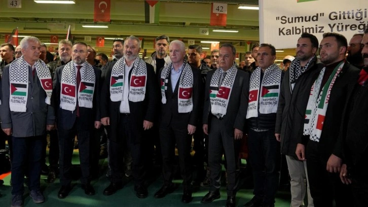 İstanbullu balıkçılar bir günlük hasılatını Gazze'ye bağışladı