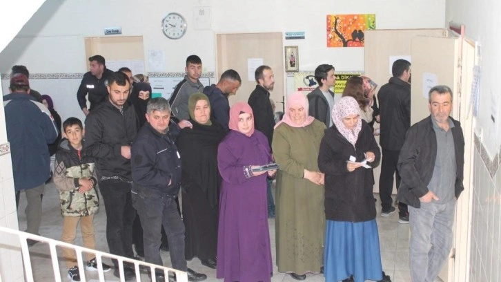 İşte T&uuml;rkiye'nin en az se&ccedil;mene sahip ili