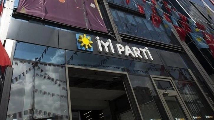 İYİ Parti'de se&ccedil;im sonrası bir istifa daha!