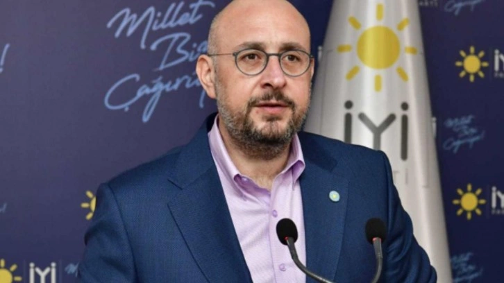 İYİ Parti'de tartışma b&uuml;y&uuml;yor: Terbiyesizlik ve hadsizlik su&ccedil;laması