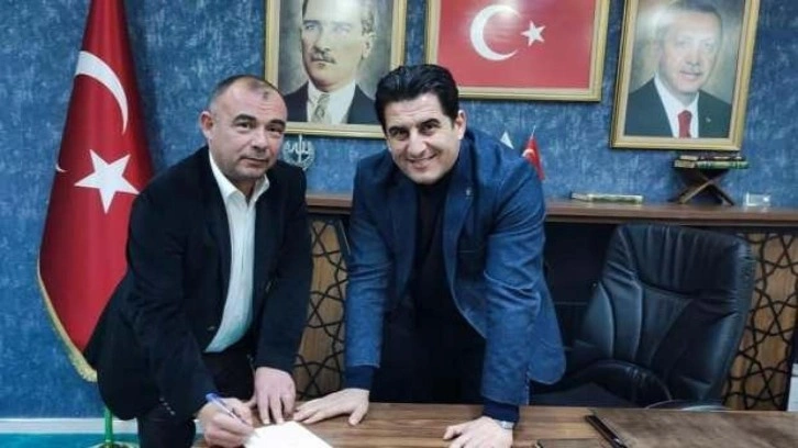İYİ Parti&rsquo;den istifa edip AK Parti katıldı! &Ccedil;oğunluğu elde etti