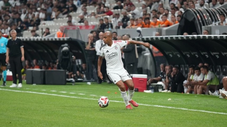 Joao Mario yeni sezona golle başladı