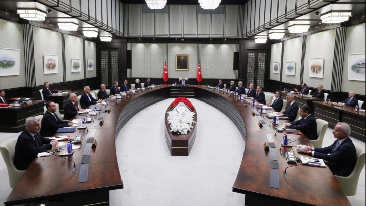 Kabine bugün toplanıyor! İşte masadaki başlıklar...
