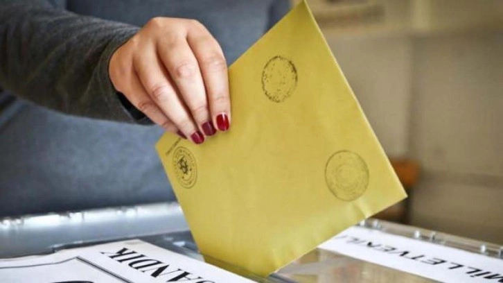 Kararsız se&ccedil;menin tavrı belli oluyor: AK Parti'nin oyları şimdiden 2 puan arttı