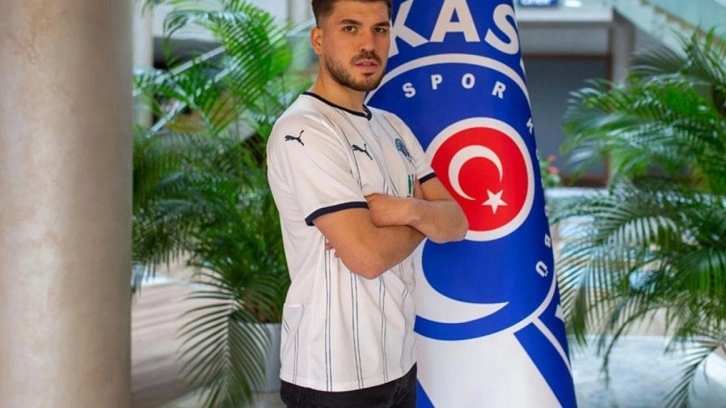 Kasımpaşa'nın yıldızına yurt dışından 4 talip var: BAE'ye davet ettiler