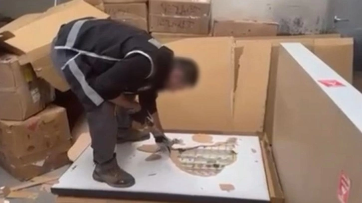 Kayseri’de 4 bin 210 paket gümrük kaçağı sigara ele geçirildi.
