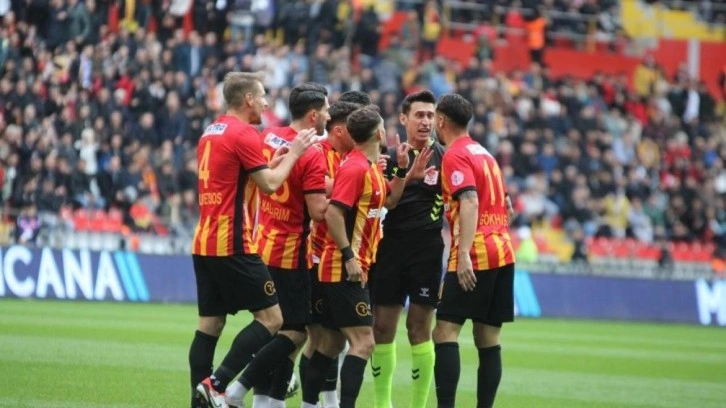 Kayserispor'en hırçın ismi Gökhan Sazdağı oldu