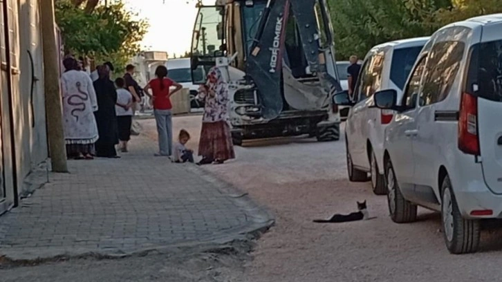 Kepçenin çarptığı 5 yaşındaki çocuk hayatını kaybetti
