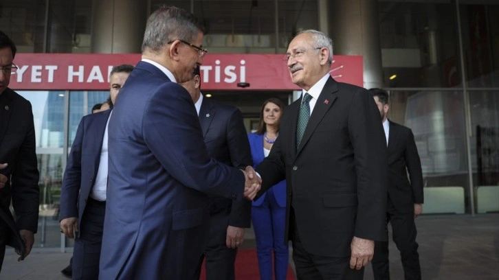 Kılı&ccedil;daroğlu, Davutoğlu'nu da kandırmış: &Ouml;nce yok, sonra var demiş