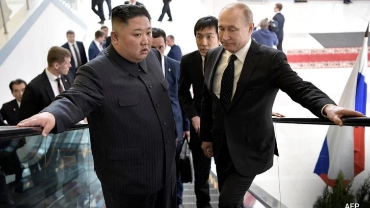 Kim Jong Un Rusya'da u&ccedil;ak fabrikasını ziyaret etti