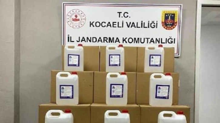 Kocaeli&rsquo;de 900 litre etil alkol ele ge&ccedil;irildi