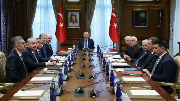 Kritik toplantı sonrası Türkiye'den açıklama: Asla yalnız bırakmayacağız