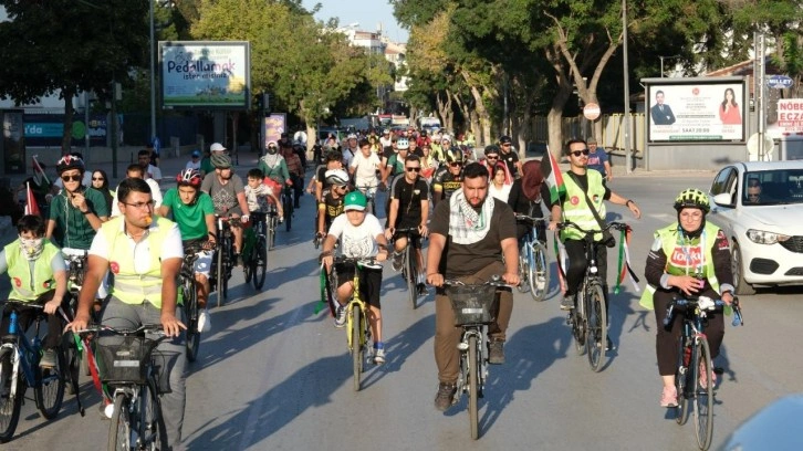 Kudüs Çalışma Grubu’ndan “Gazze İçin Durma, Açlık İçin Pedalla” eylemi