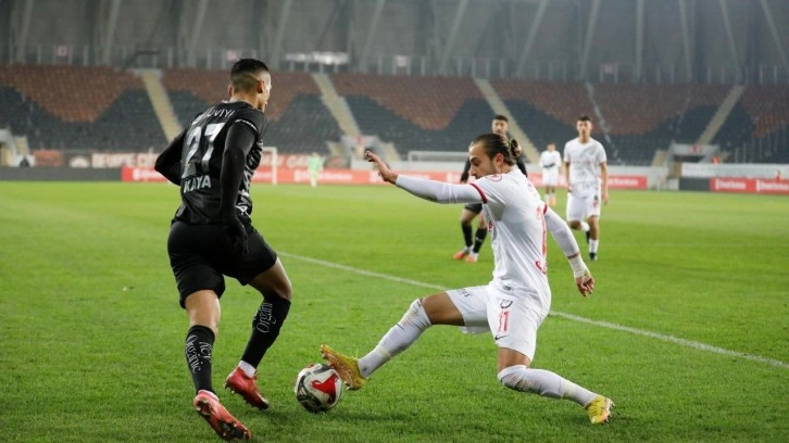 Kupada çılgın maç! İlk yarıda 5 gol birden