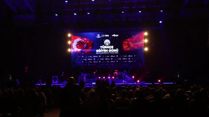 Kuzey Makedonya'da 'T&uuml;rk&ccedil;e Eğitim G&uuml;n&uuml;' kutlandı: T&uuml;rkiye'den daha yakın bir &uuml;lk